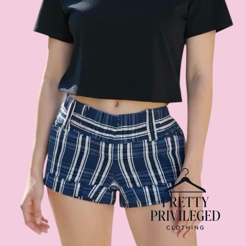 Guess Y2K‎ plaid shorts